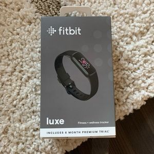 BNIB Fitbit Luxe
